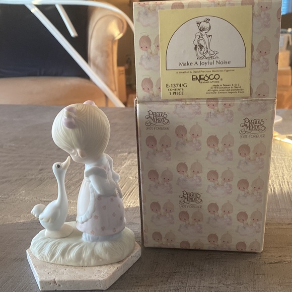 Precious Moments 5 inch statue Make A Joyful Noise by Enesco - Picture 5 of 6